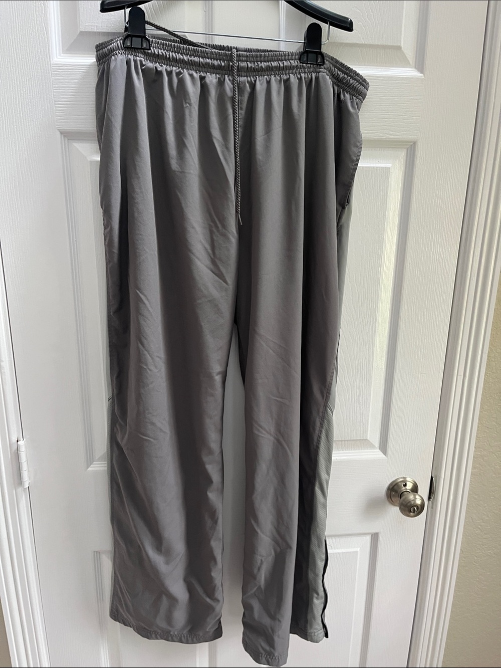 Reebok Men's Light Gray Elastic Waist Joggers